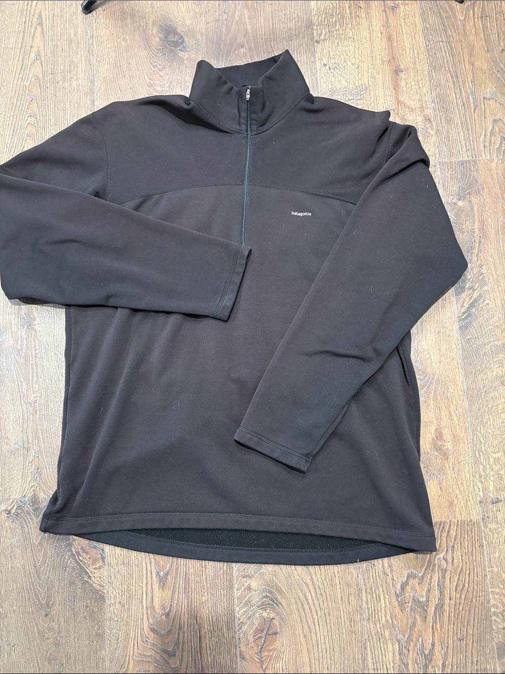 Patagonia Capilene Men’s L Black 1/2 Zip Pullover Base Layer Outdoor